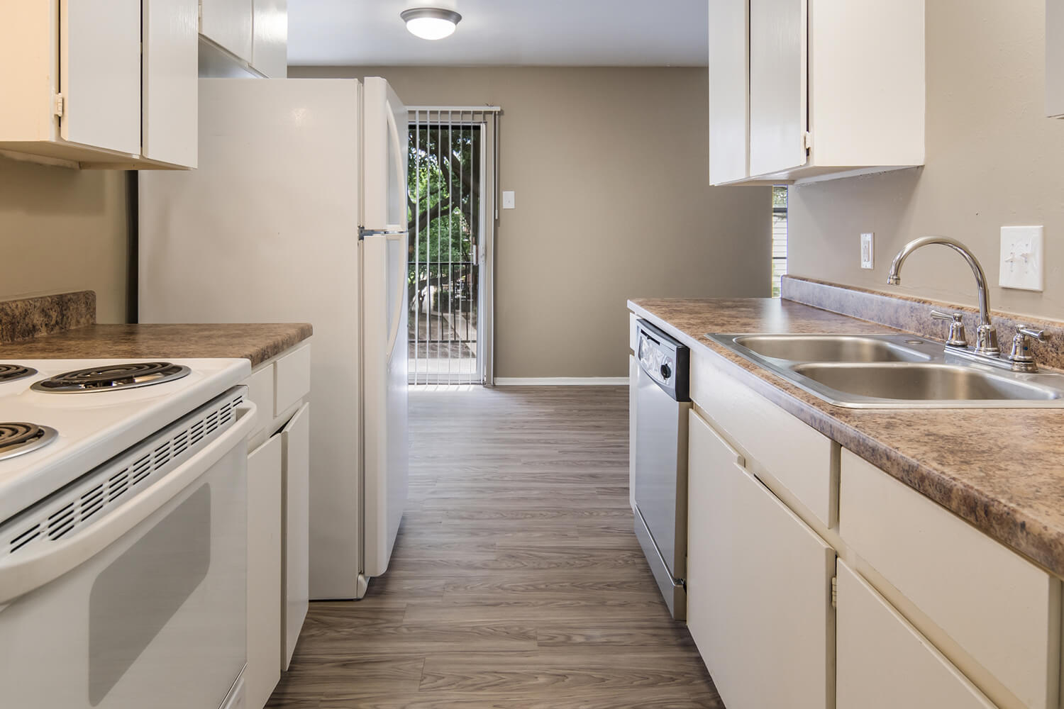 The Estates at Ridglea Hills Image 9