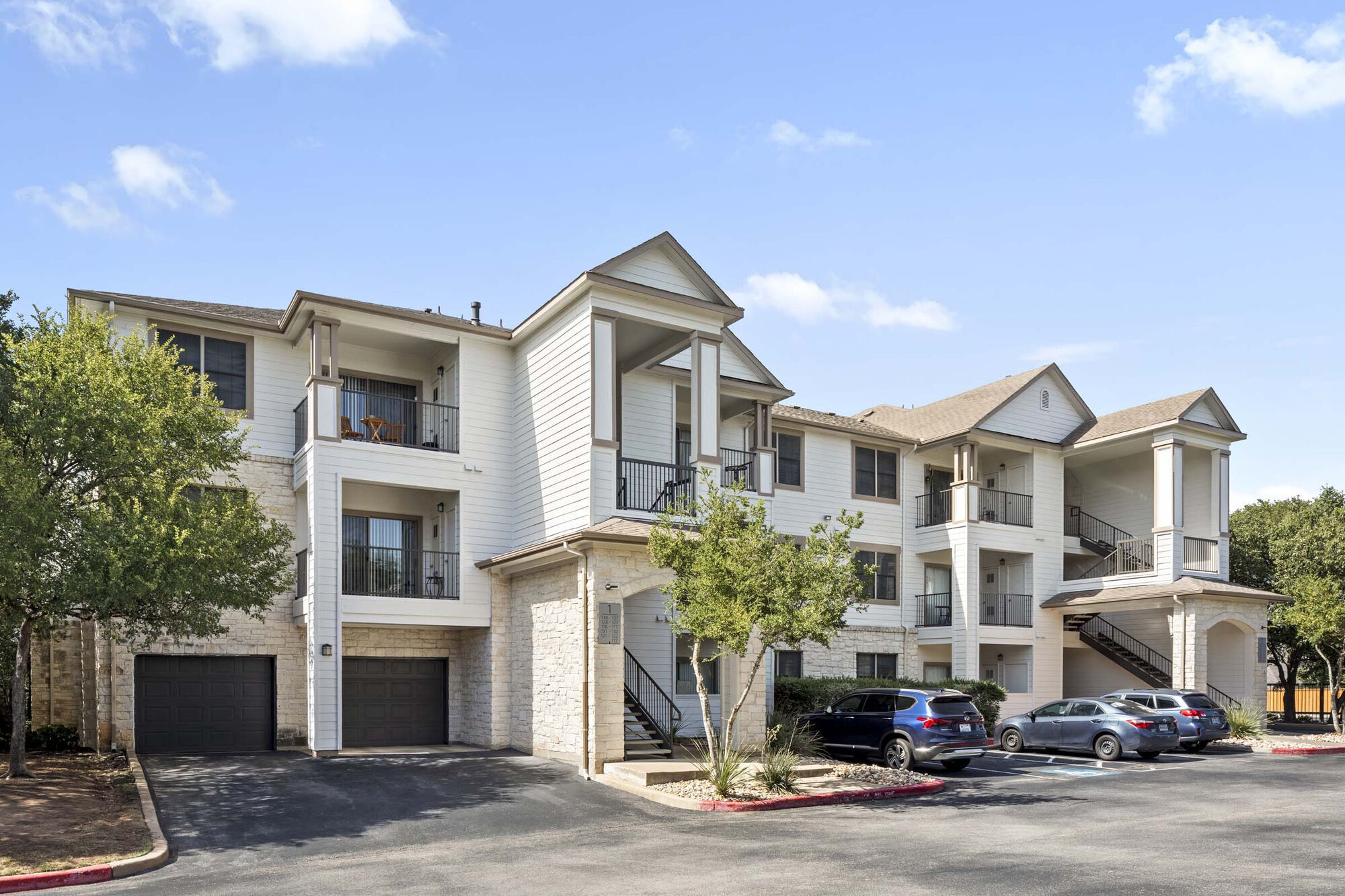 Camden Stoneleigh Image 37