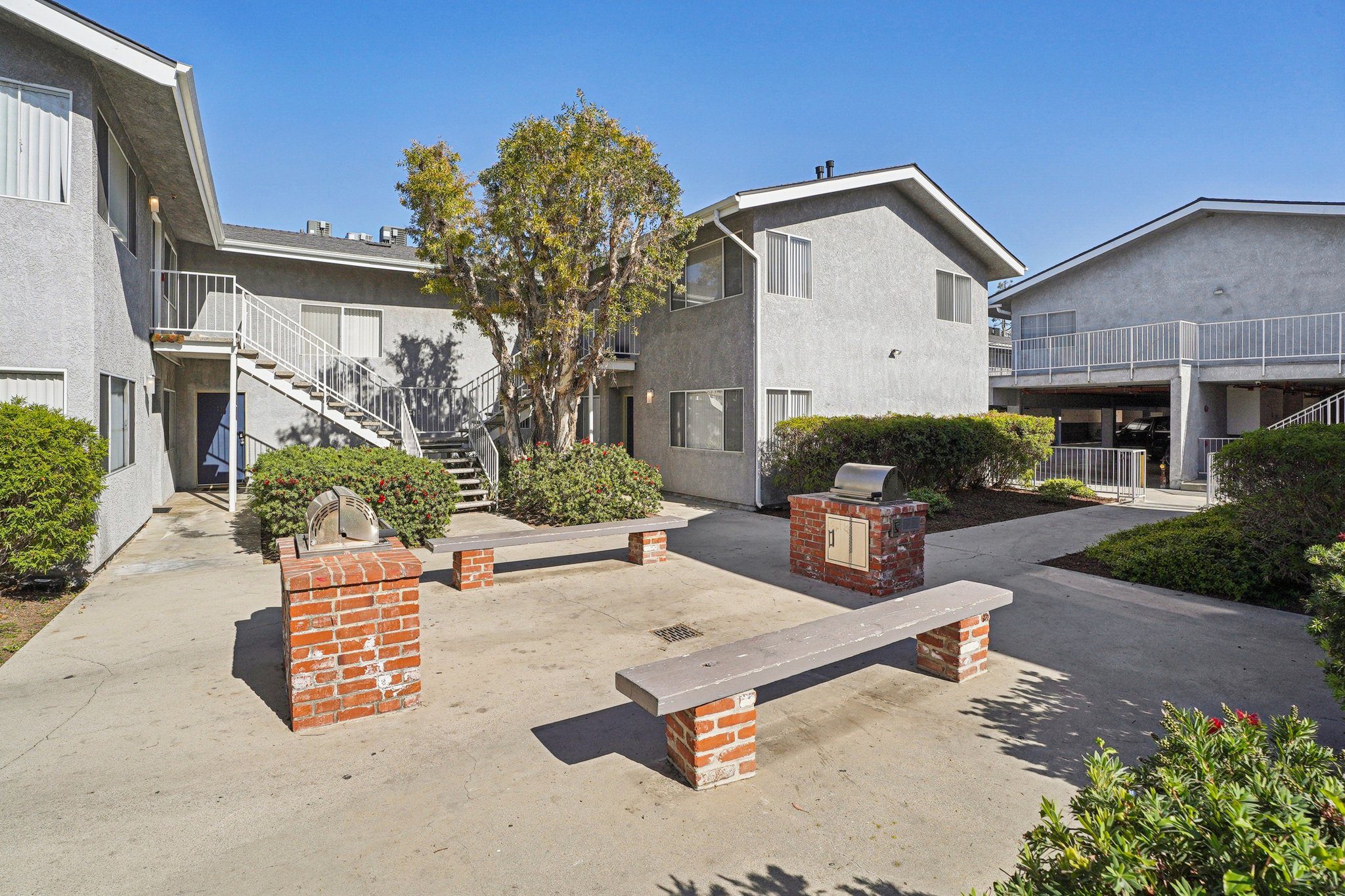 Lemoli Apartments Image 26