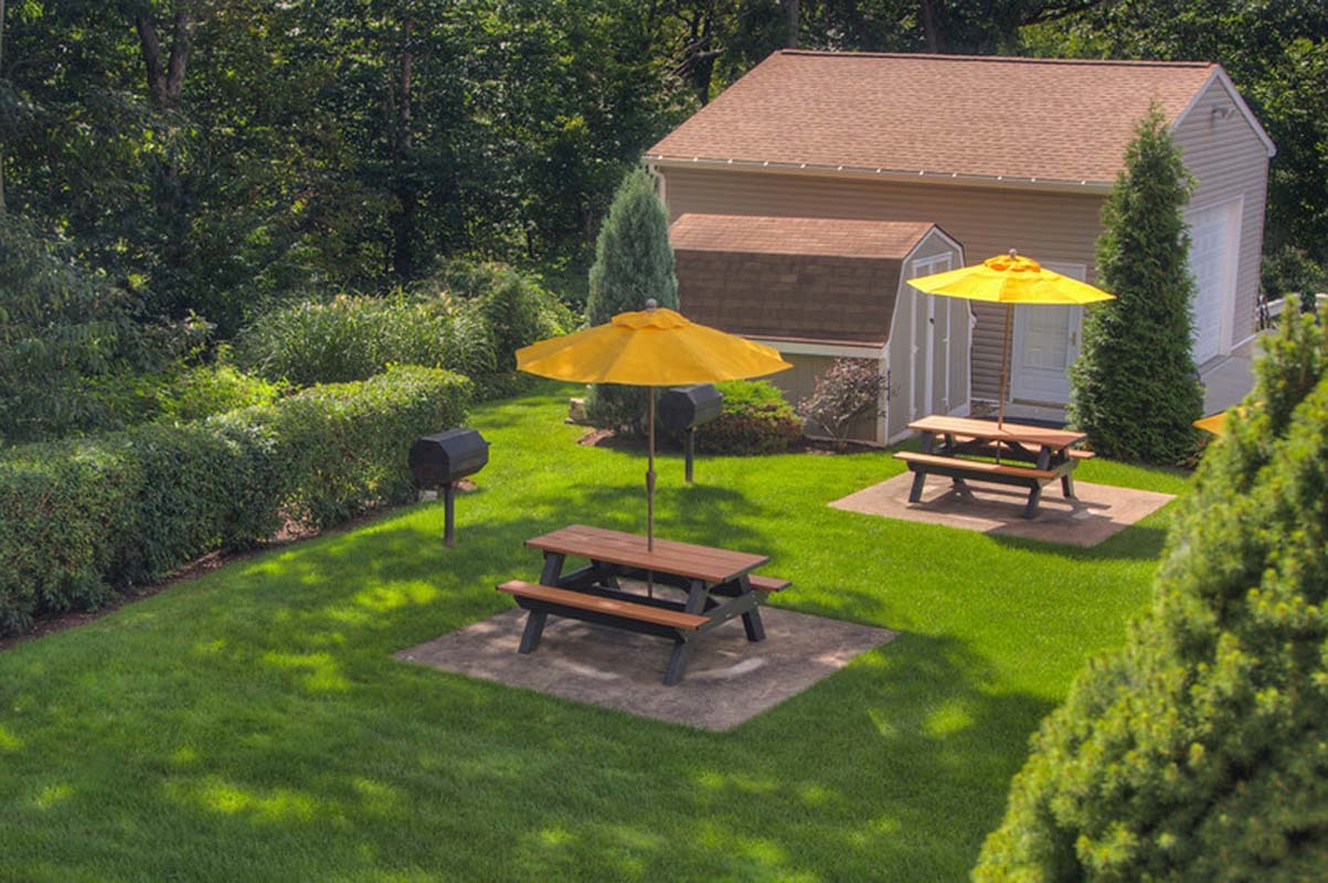 Chateau Perry Image 2