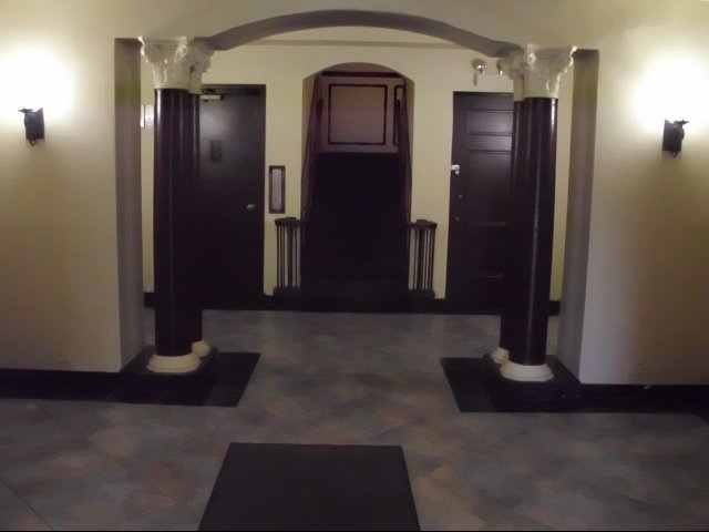 5120 S Hyde Park Boulevard Image 2