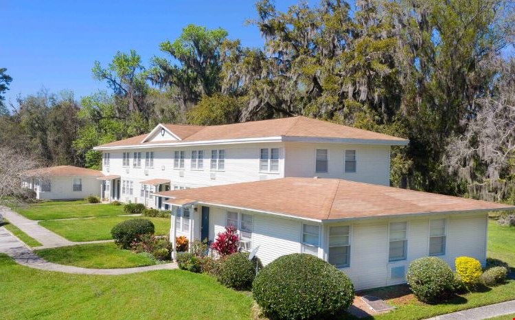 St Johns Landing Apartments Image 5