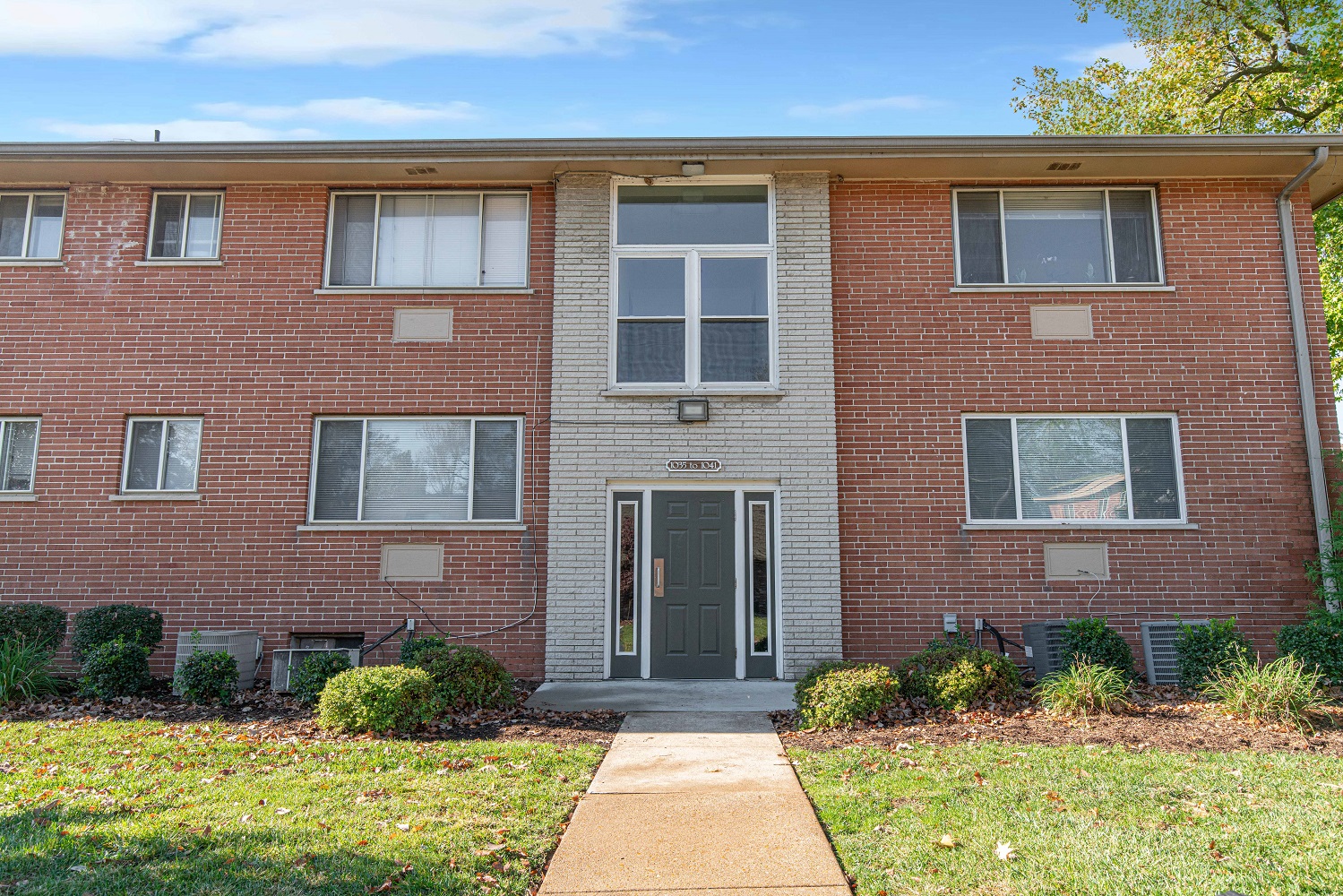 Stanford Place Image 2