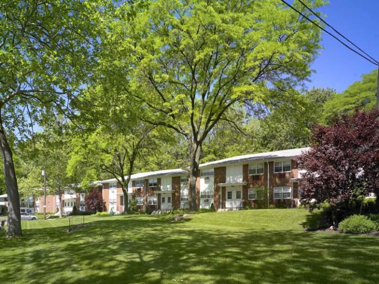 Valley View Apartments Image 1