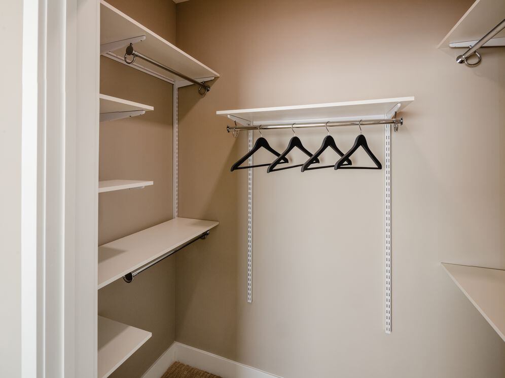 Signature Collection Closet Organization Systems