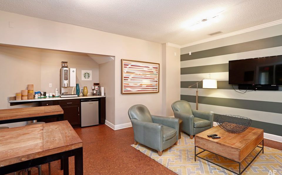The Ashton Apartments Image 7