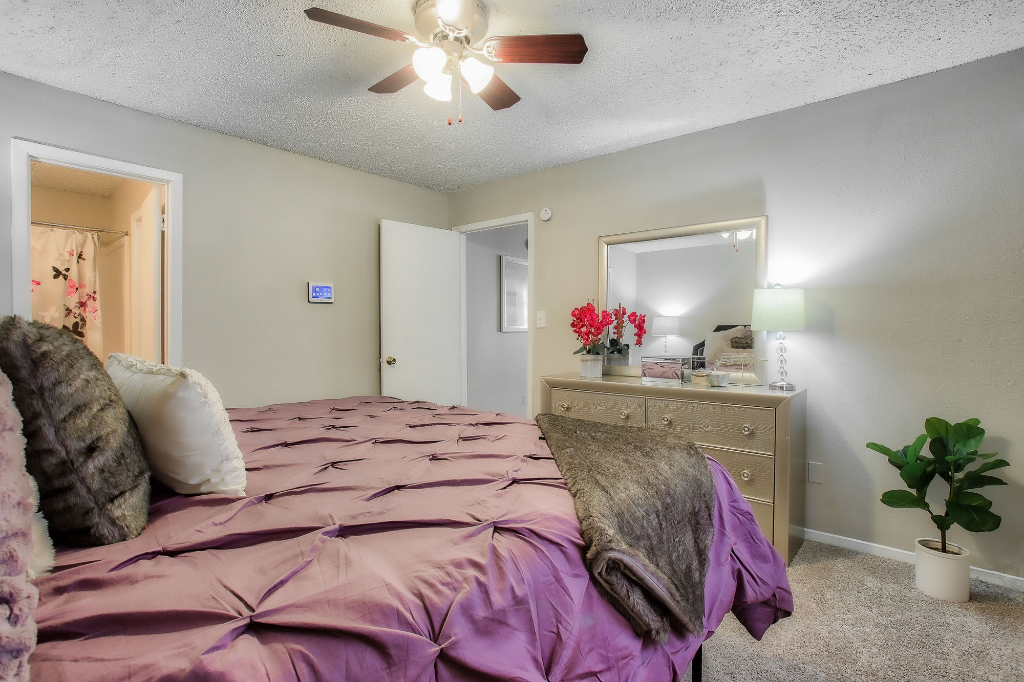 Woodside Flats Image 14