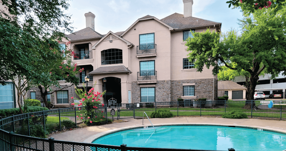 Village on the Parkway Apartments Image 35