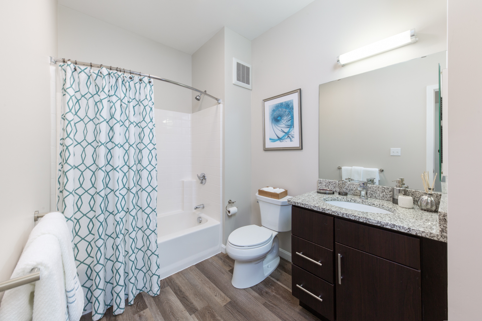 Metro at Wilmington Station Image 20