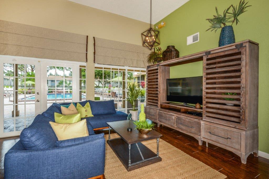 Bay Club Apartment Homes Image 13