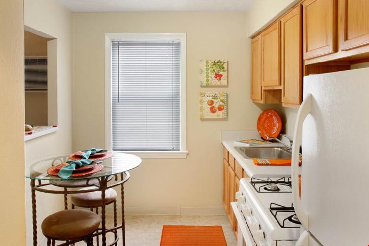 Euclid Meadows Image 6