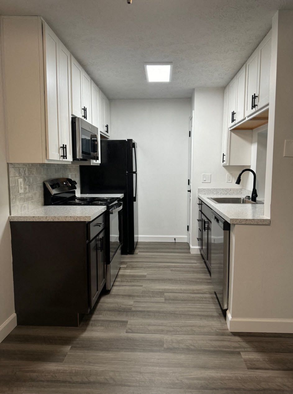 Hilltop Apartments Image 9