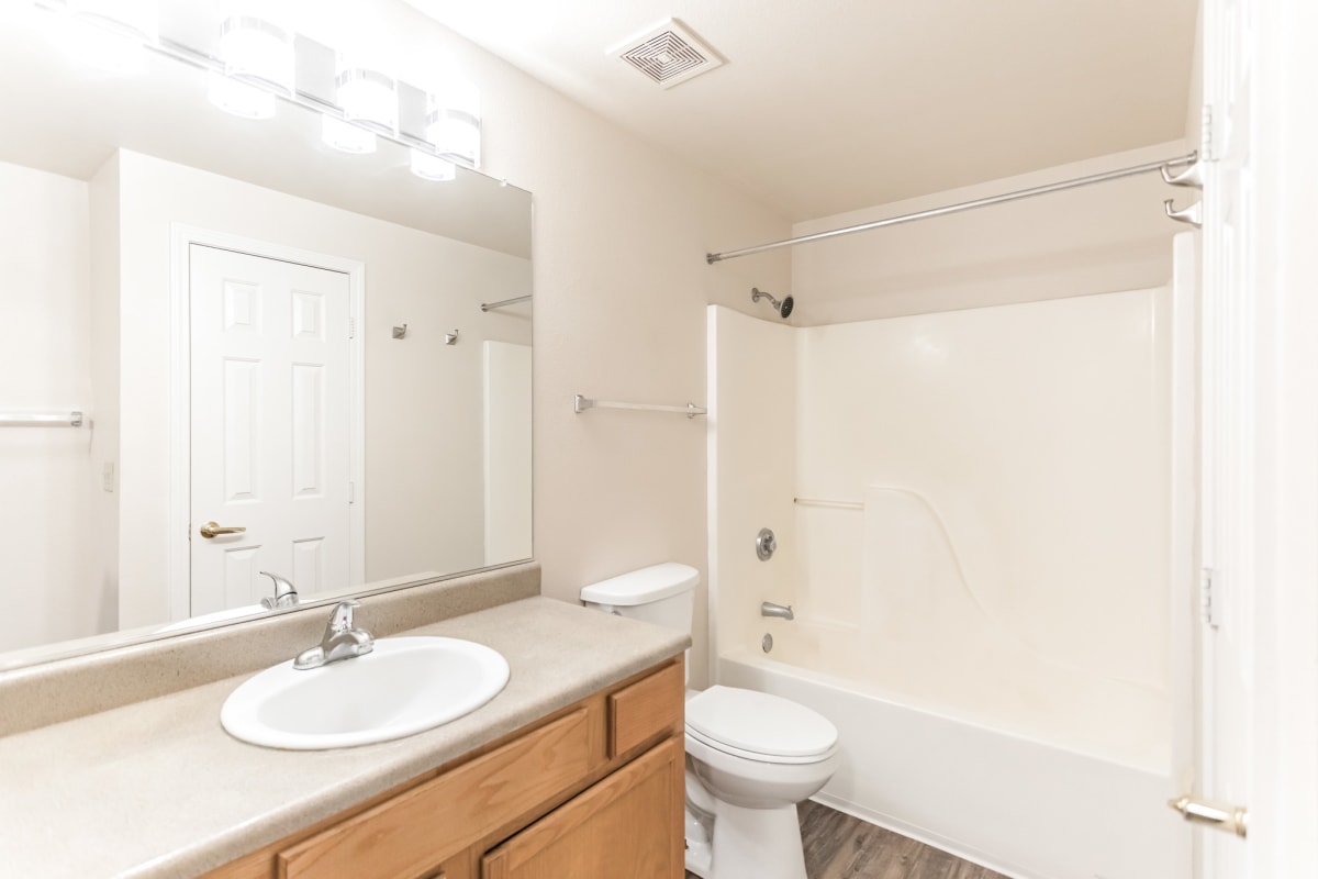 Parkway Terraces Image 8