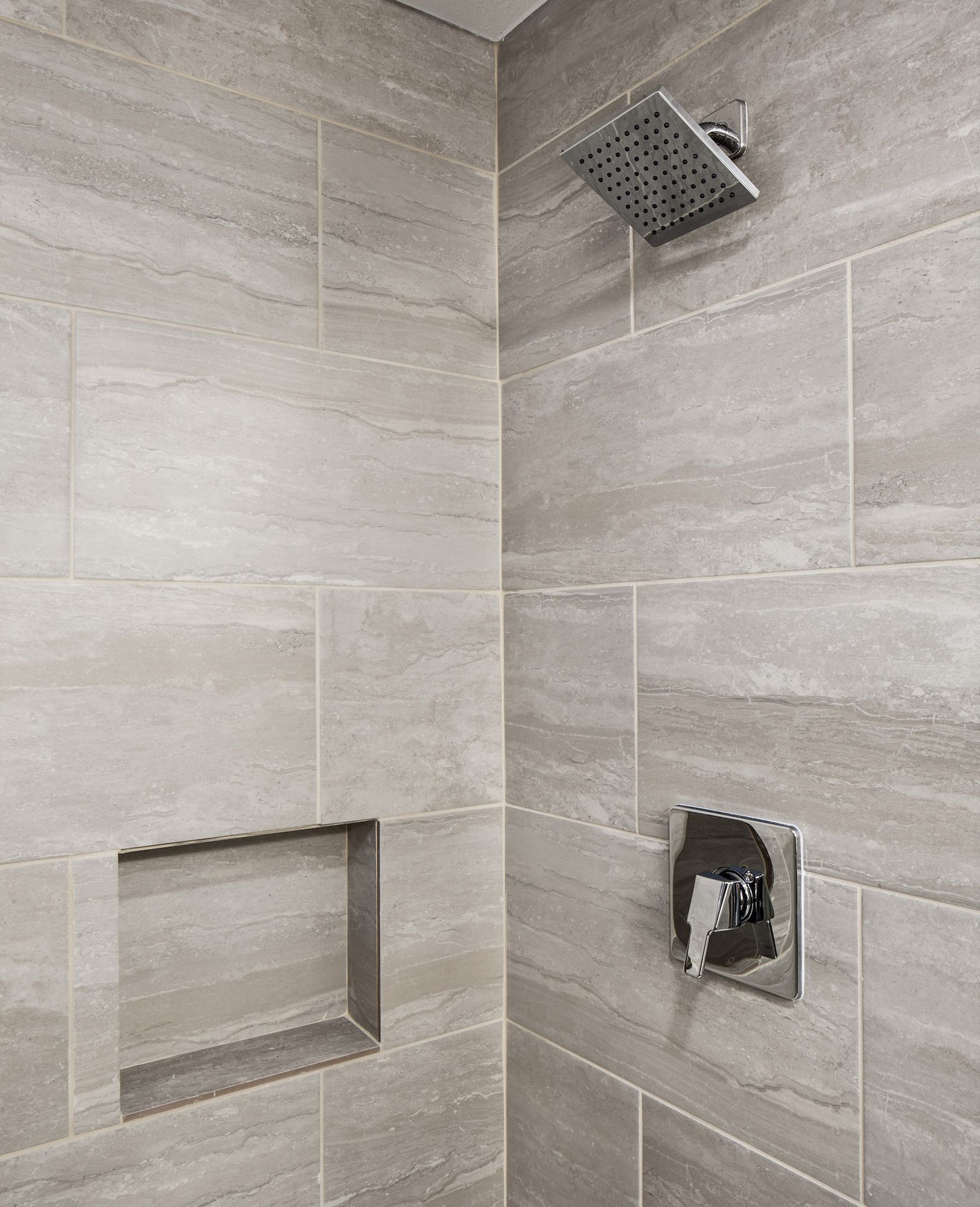 Axiom HUB 121 Image 26