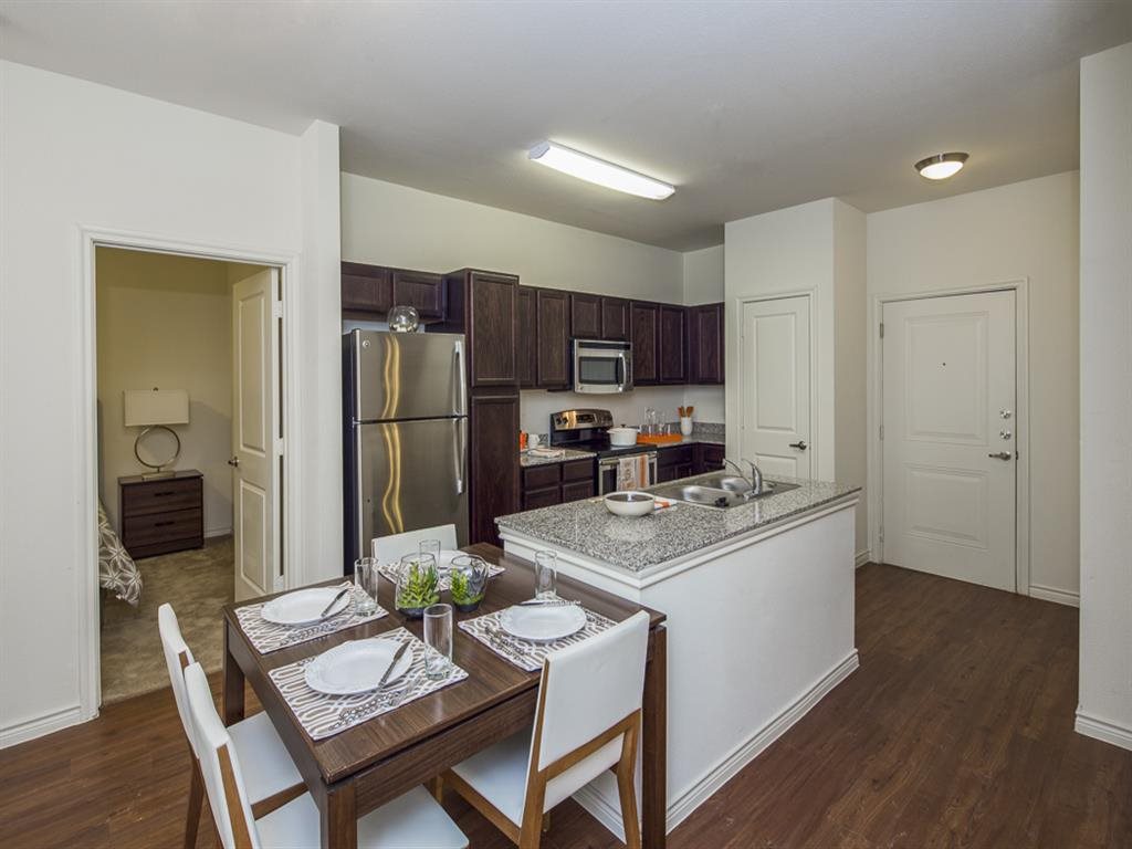 Balcones Lofts Image 6