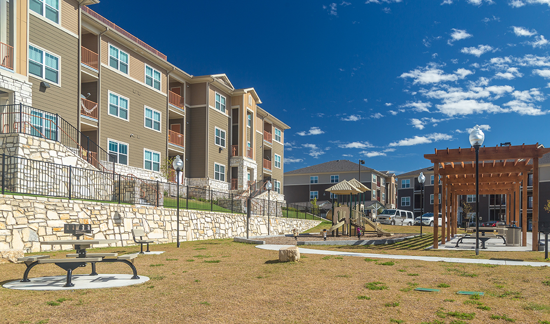 Stallion Pointe Image 3