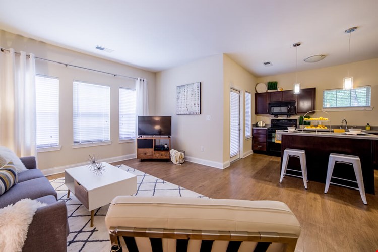 Buckingham Monon Living Image 35