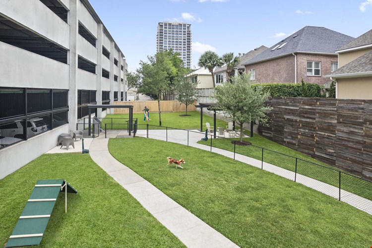 Camden Post Oak Image 48