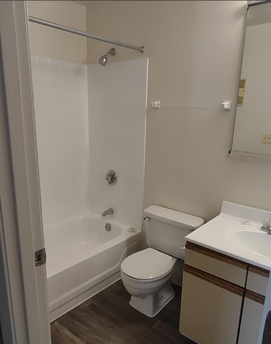 Marlboro Classic Apt & Redwood Square Image 205