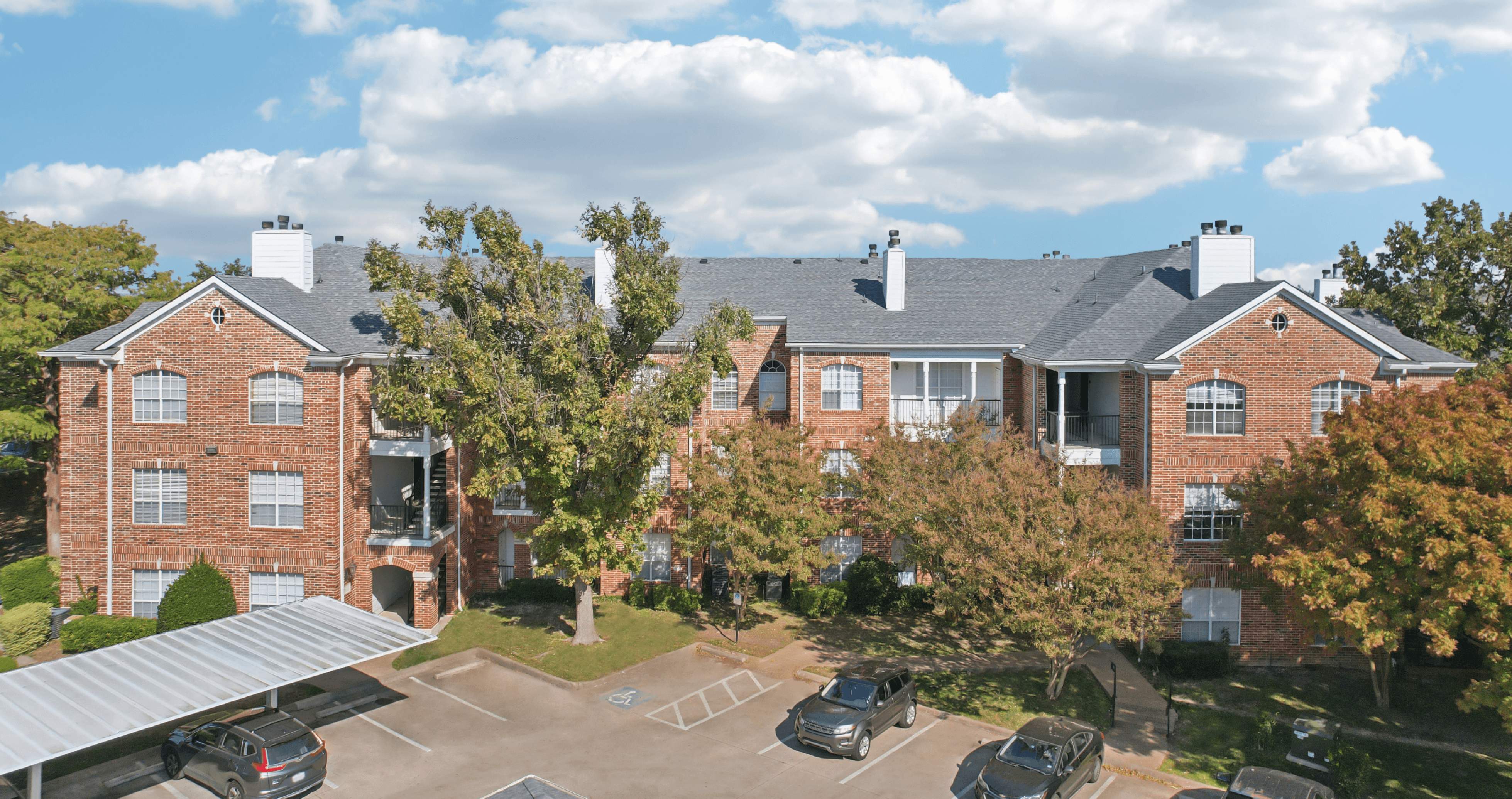 The Saxony Apartments Image 66