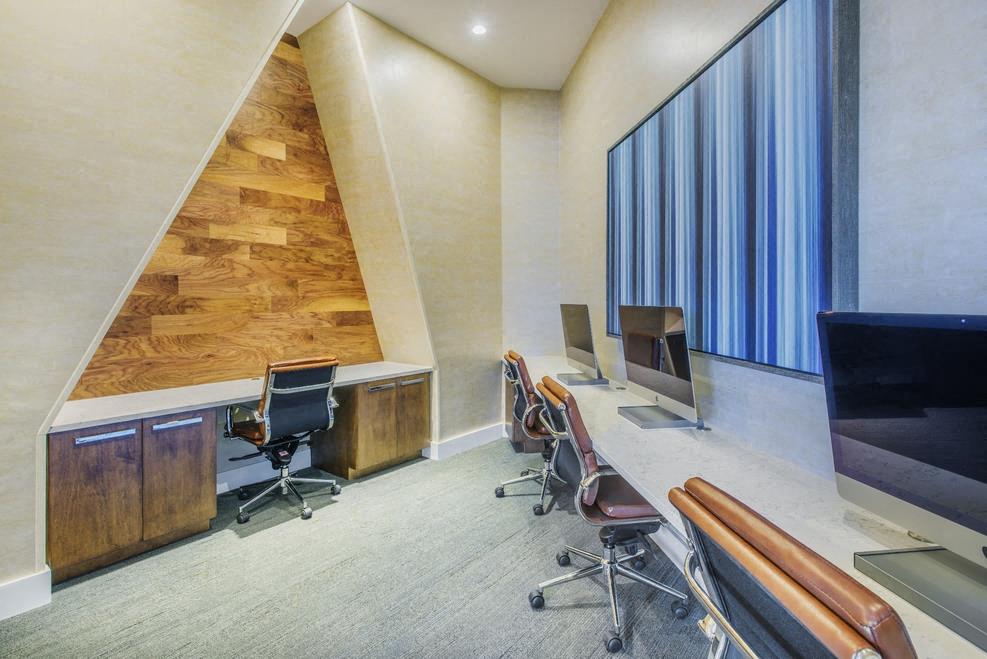 Blu at Northline Image 12