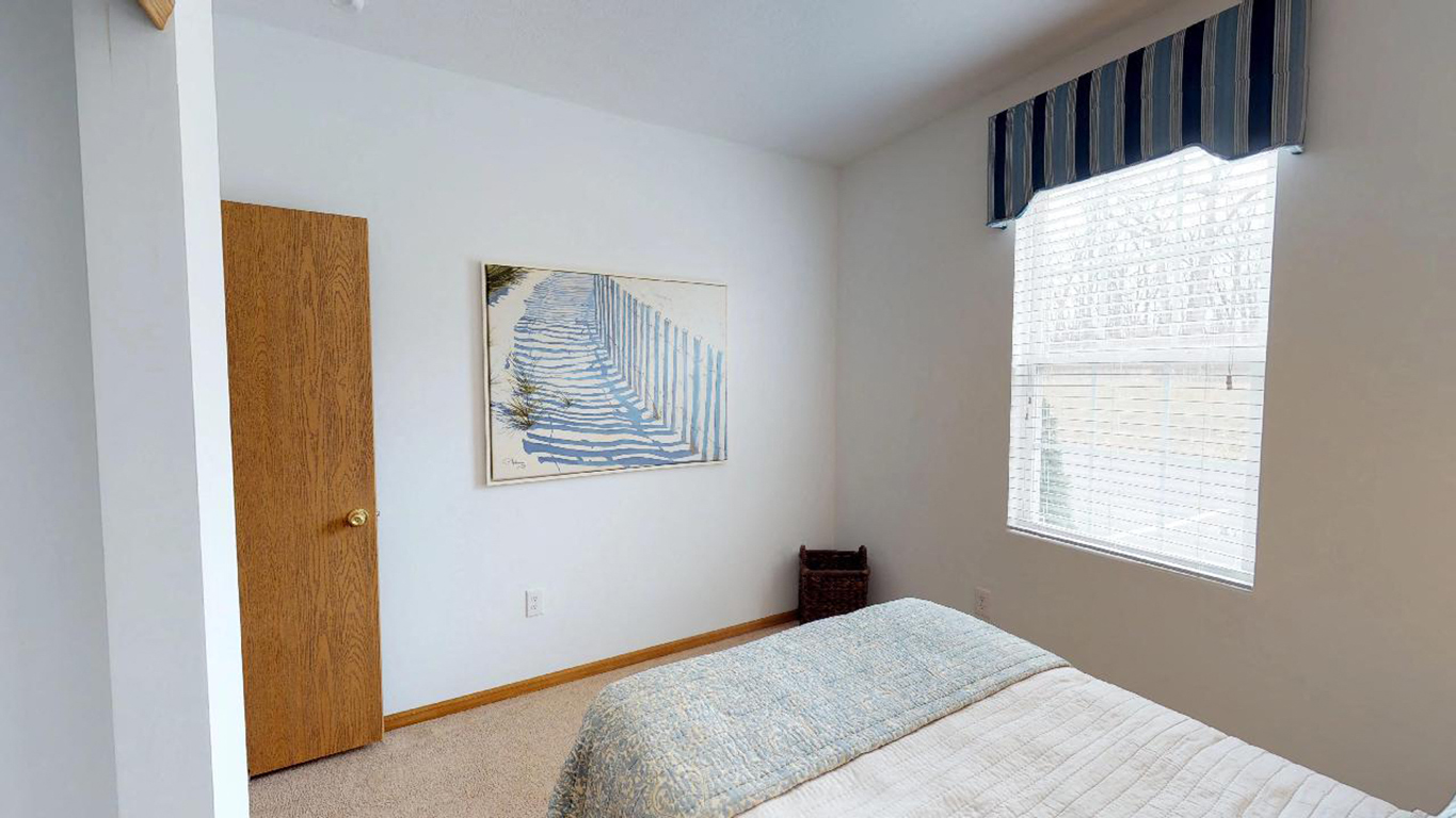 2 Bedroom 1 Bathroom Model Guest Room