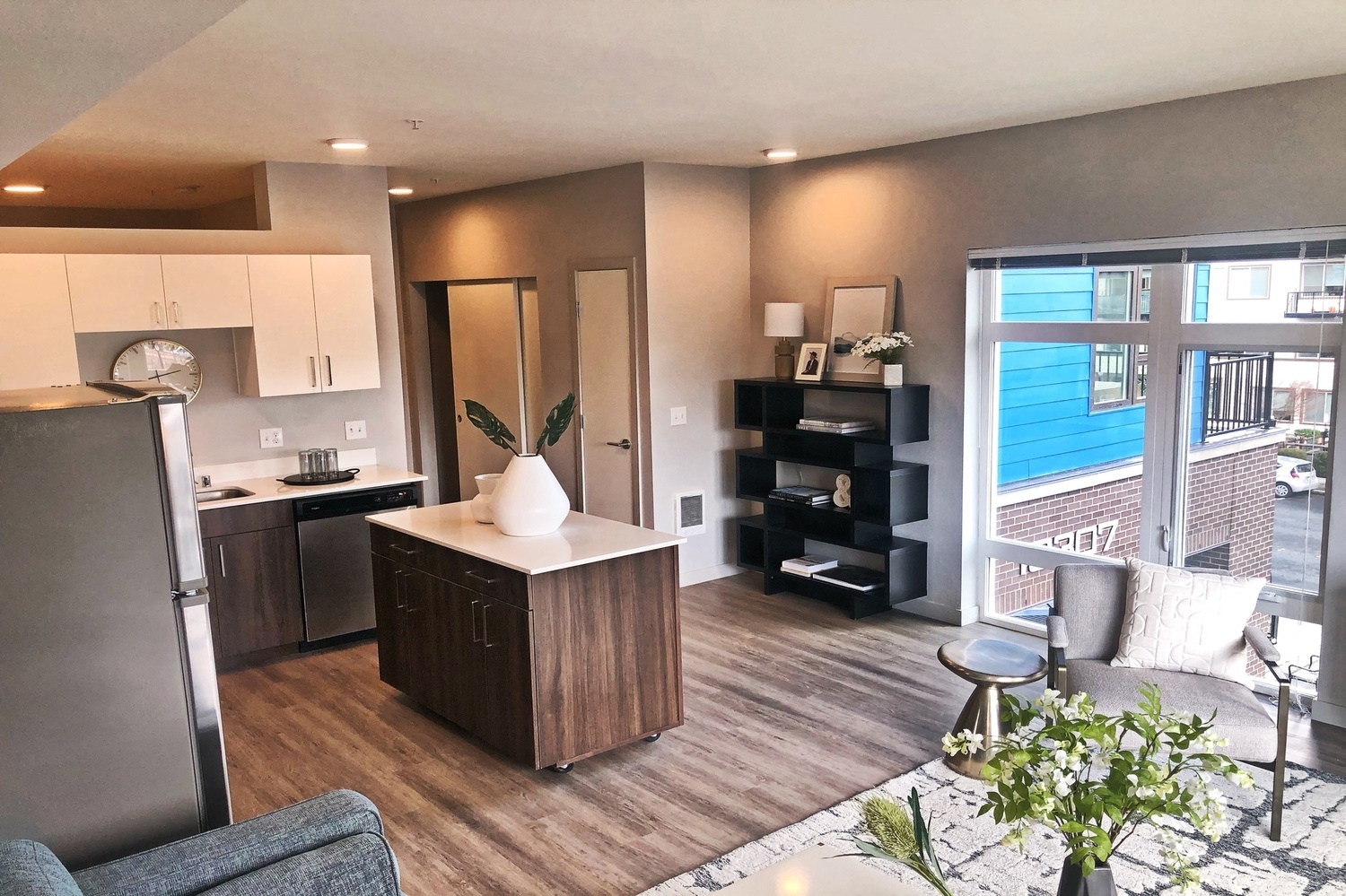 98th Avenue Image 29