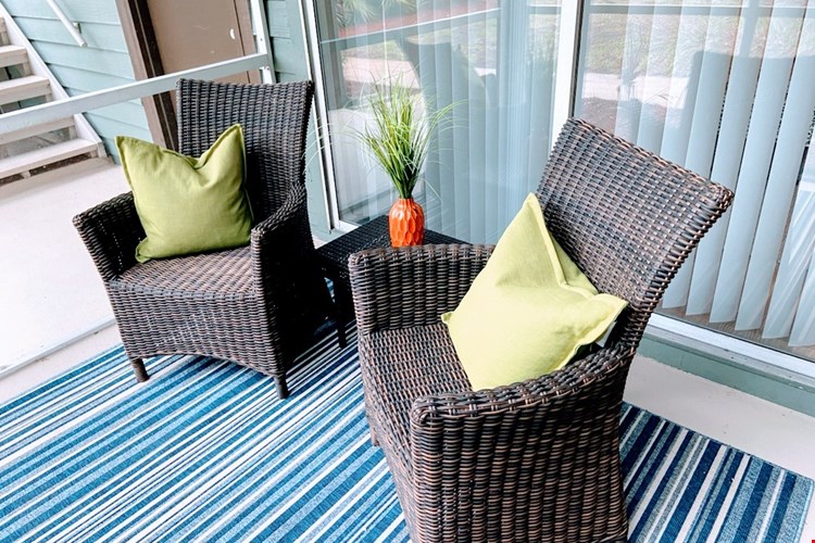 Lake in the Woods Image 9