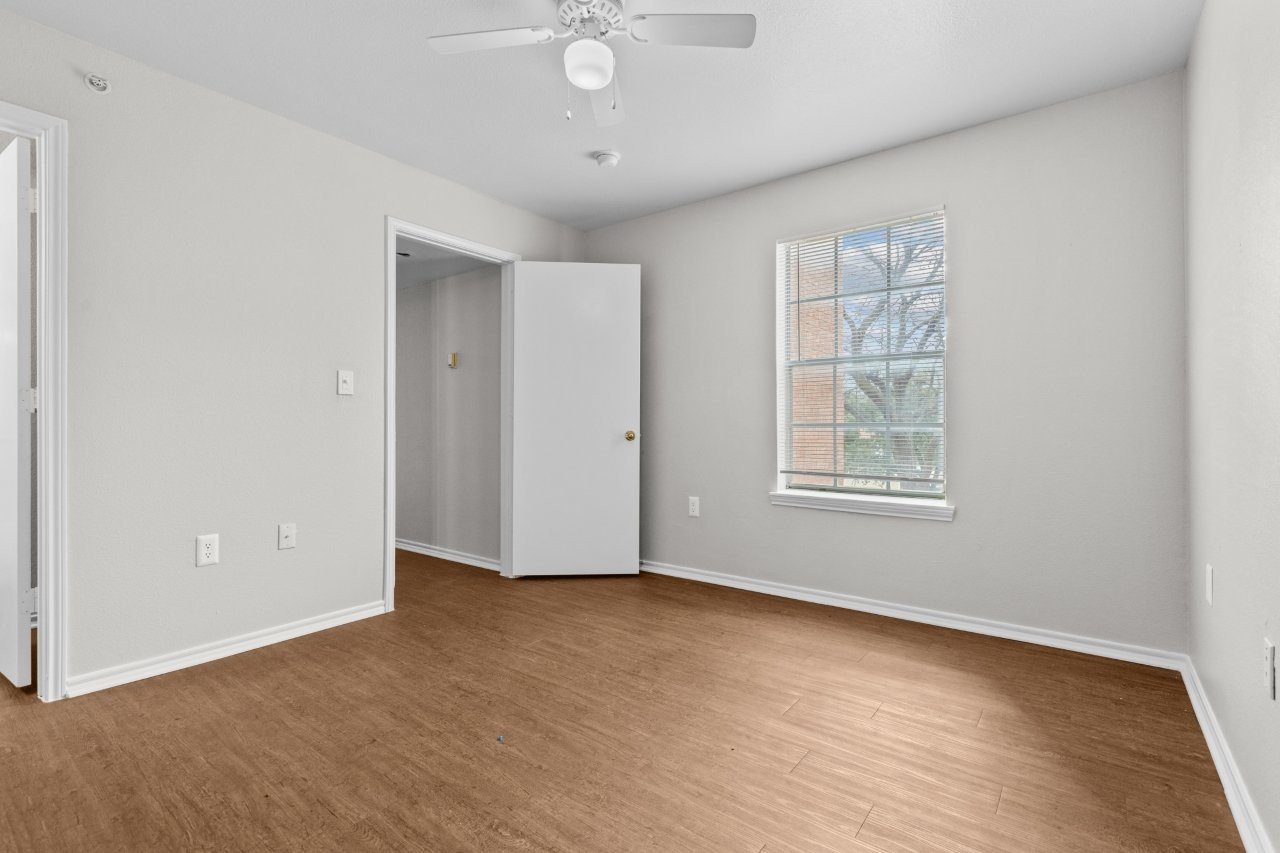 Valley Ridge Image 10