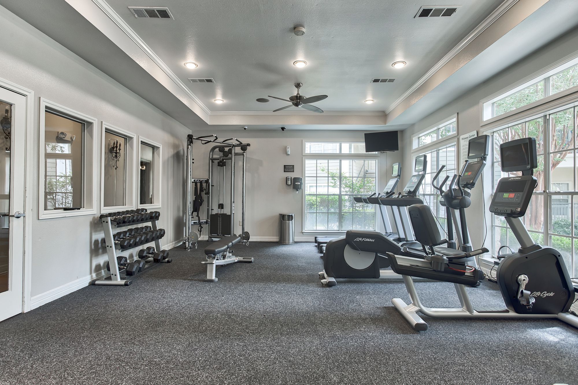 The BLVD at Medical Center Image 24