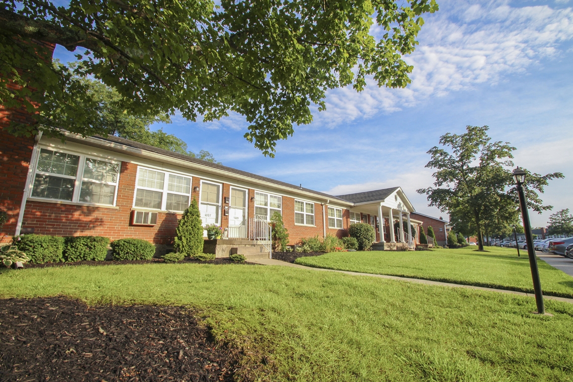 College Woods Image 60