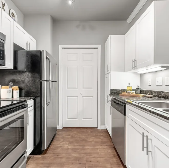 Marquis at Texas Street Image 7