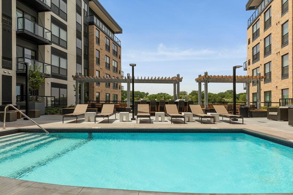 Cedar Pointe Townhomes Image 4