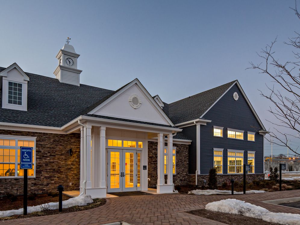 Leasing center exterior