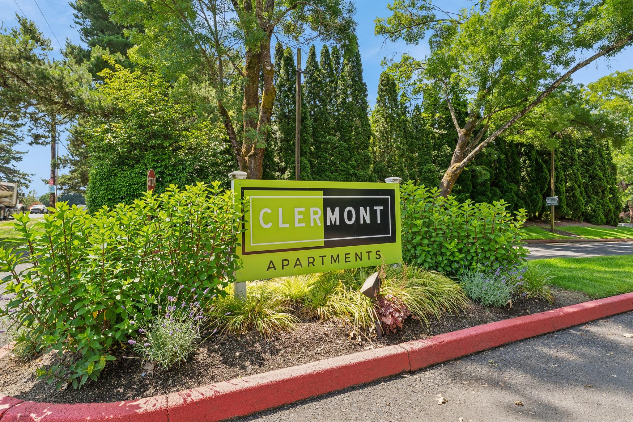 Clermont Apartments | Portland, Oregon