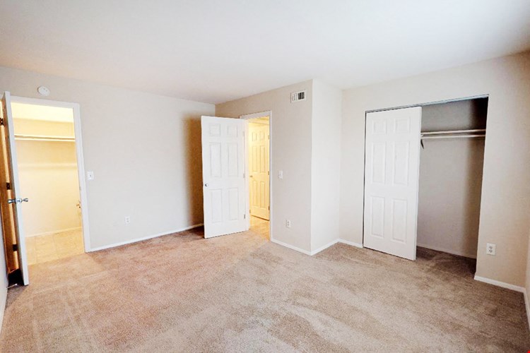 Crown Ridge Apartments Image 24