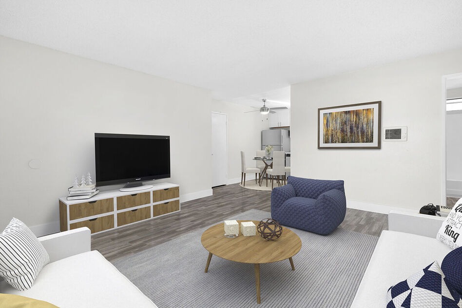 Hills at Fashion Valley Image 2