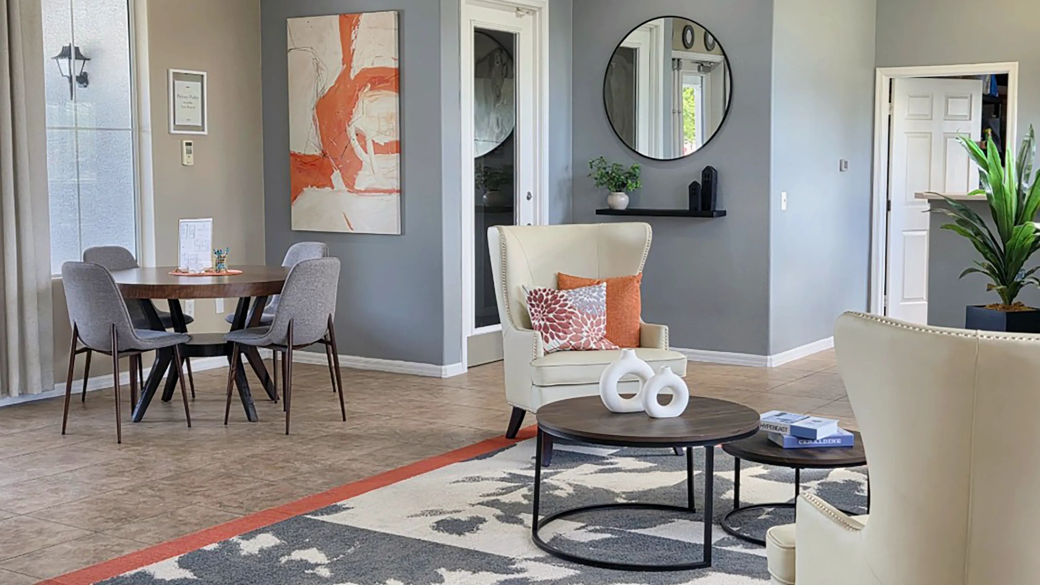 At Rancho Del Sol, our friendly onsite team is dedicated to providing top-notch service, from helping you find your new home to assisting with maintenance needs or simply saying hello. We’re here to make you feel right at home.