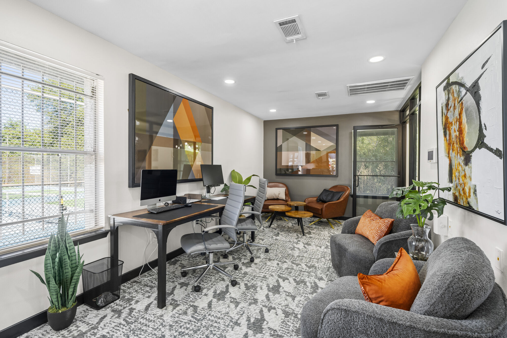 The Halston Image 15