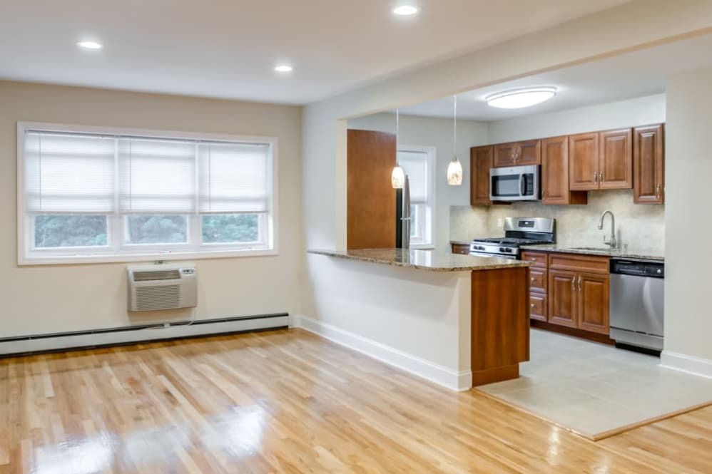 Pompton Gardens, LLC Image 14