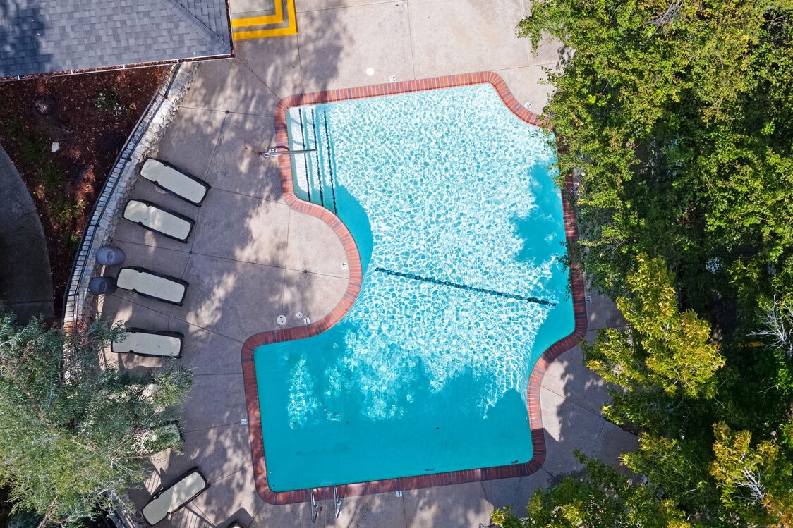 Crestview Terrace Image 1