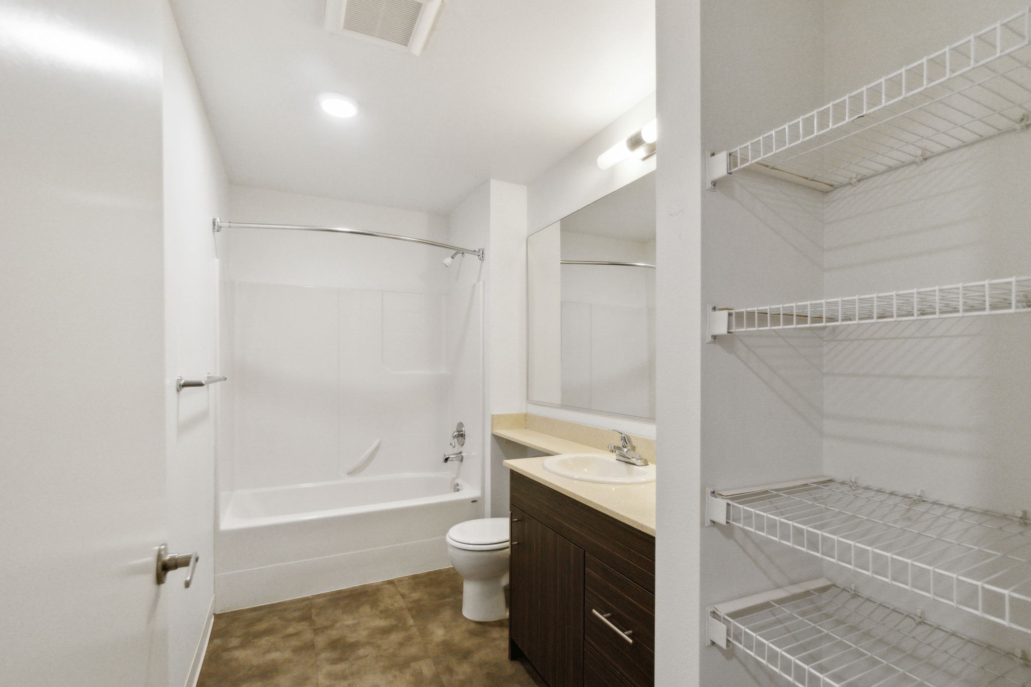 REO Flats Image 11