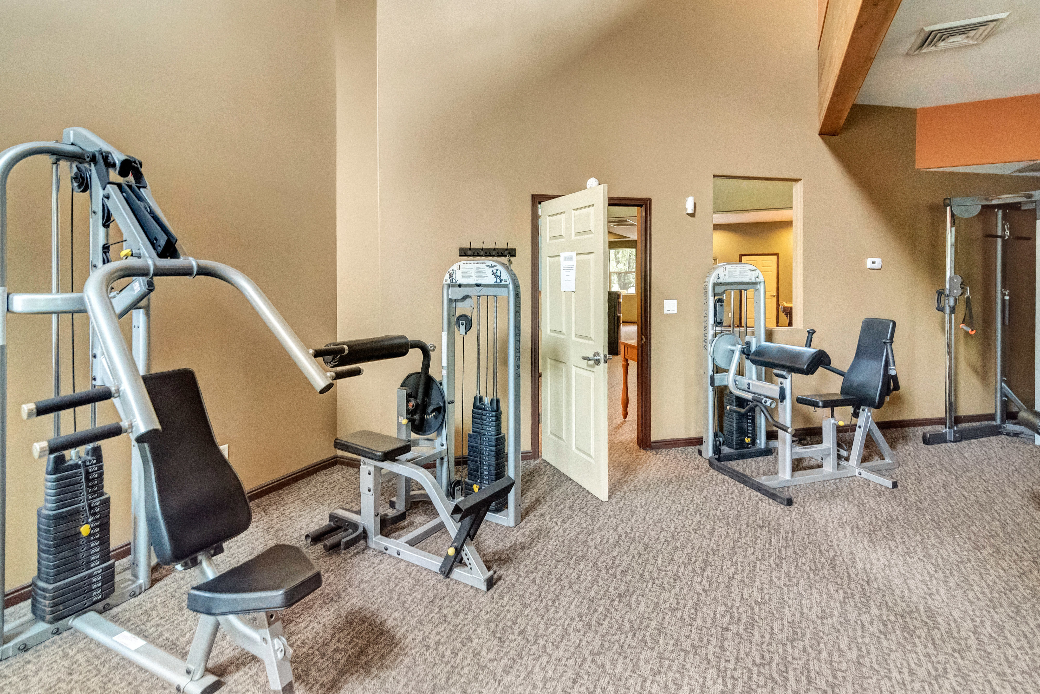 Seasons at Pebble Creek Apartment Homes Image 10