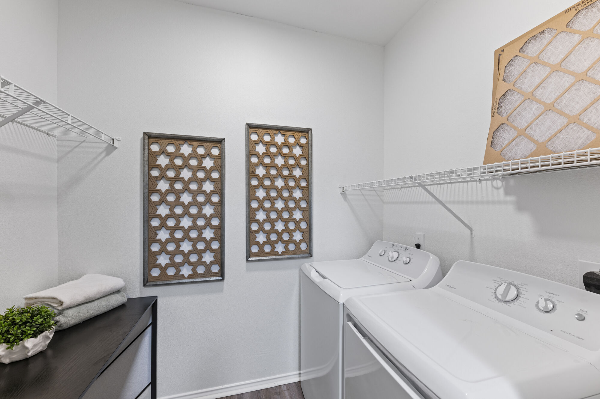 The Ambrose Image 28