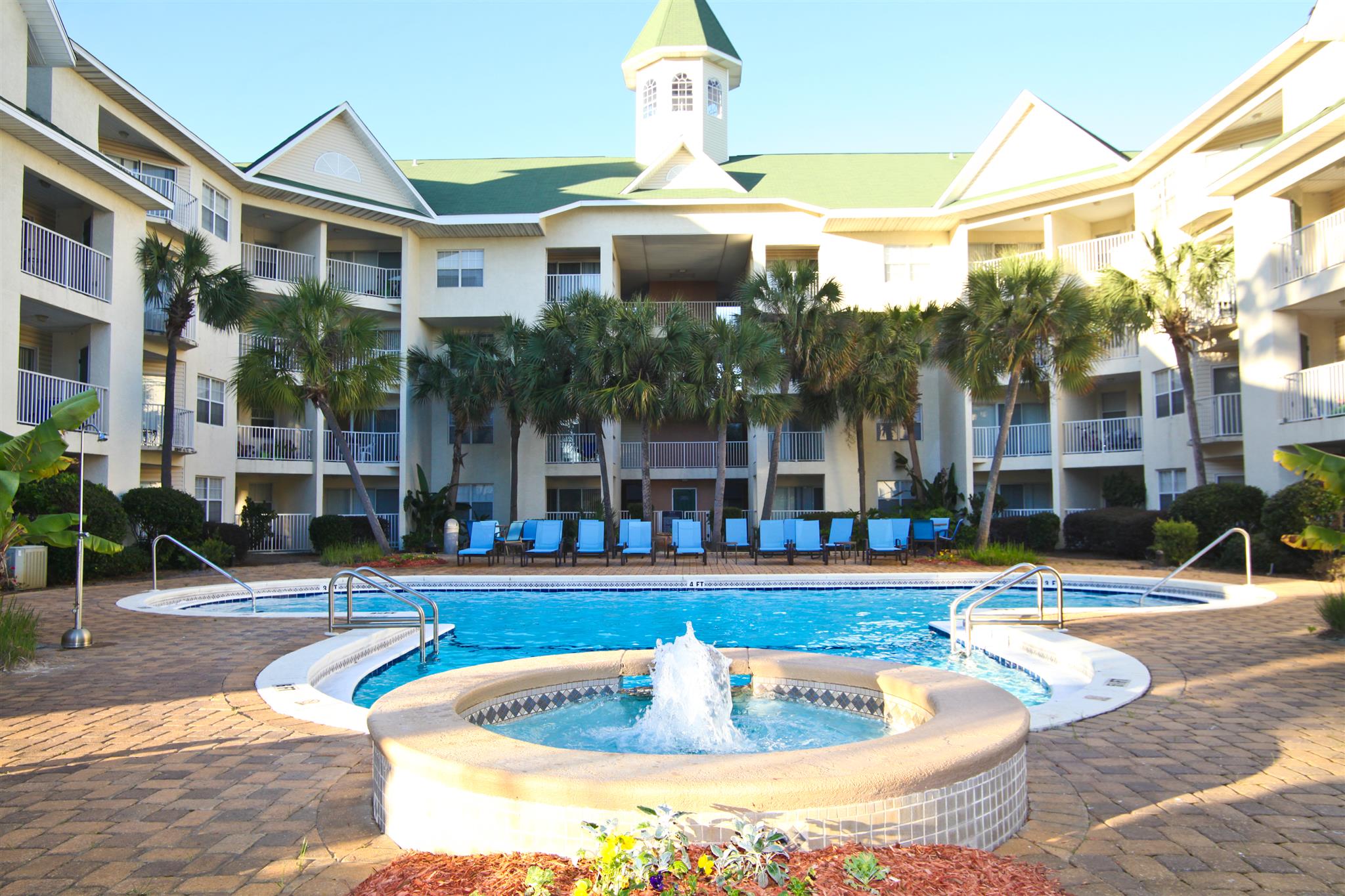 Coastline by ARIUM Image 2