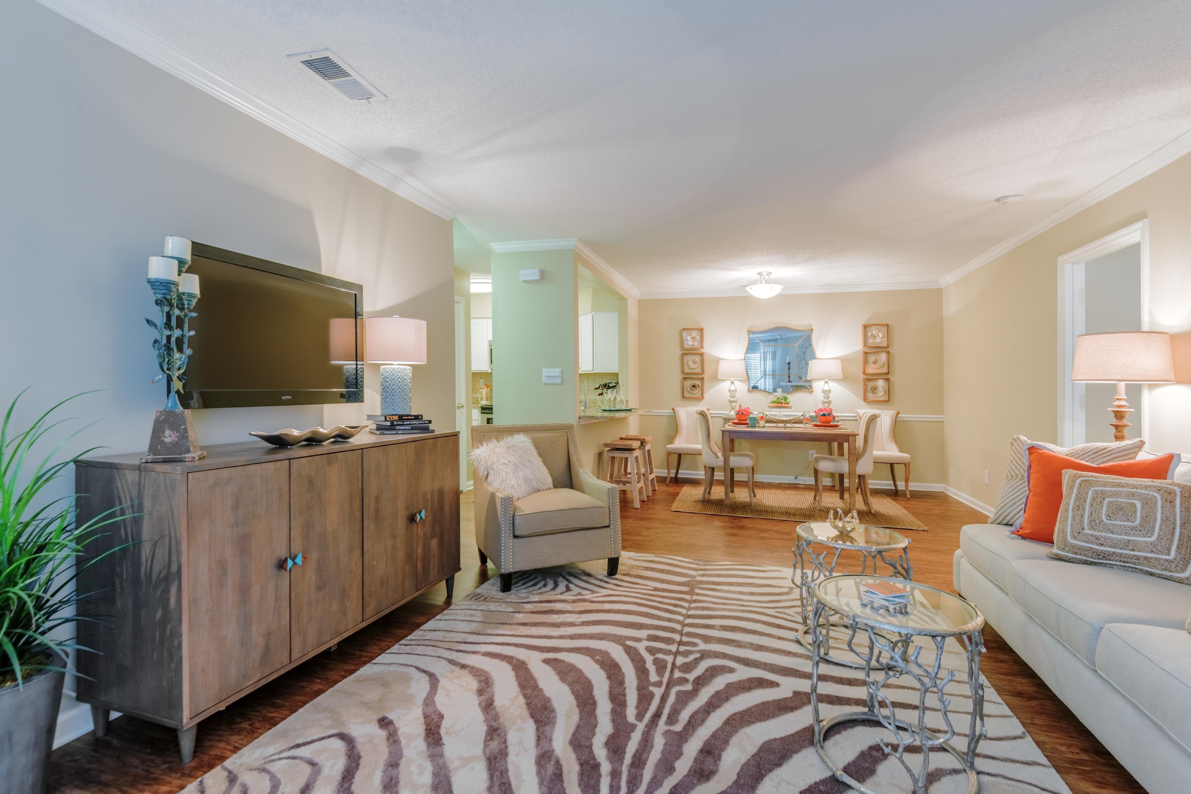 Uptown Gardens Image 8