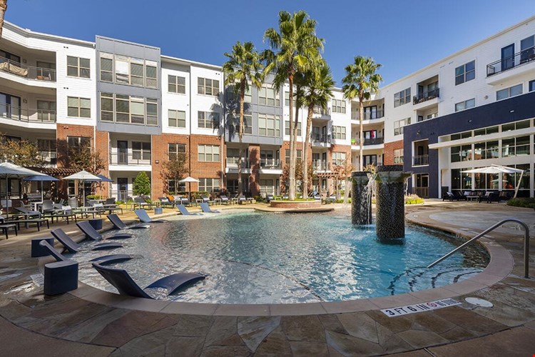 The Richmond at Uptown Image 54