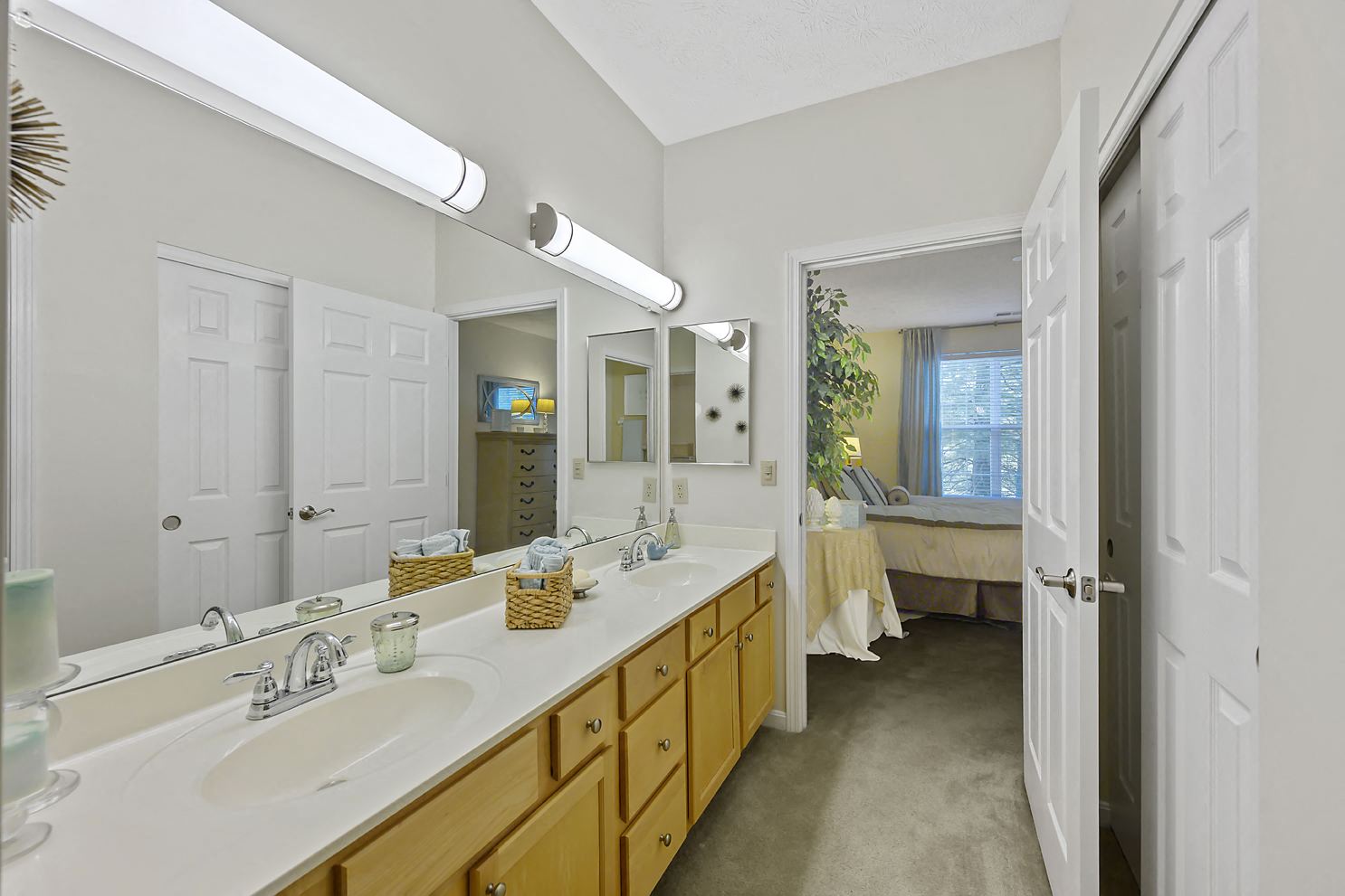 Bishops Gate Image 17