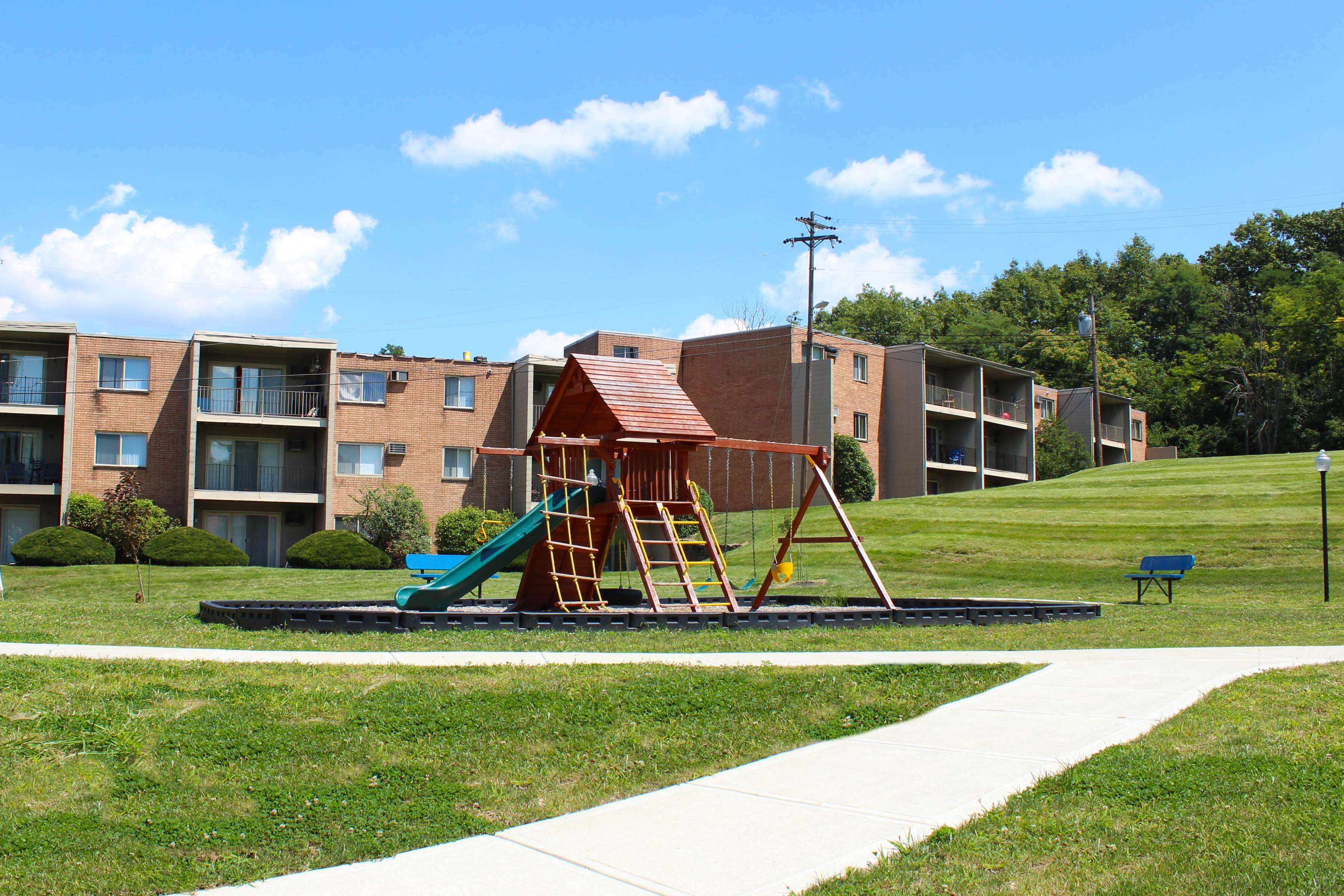 Crown Pointe Apartments Image 15