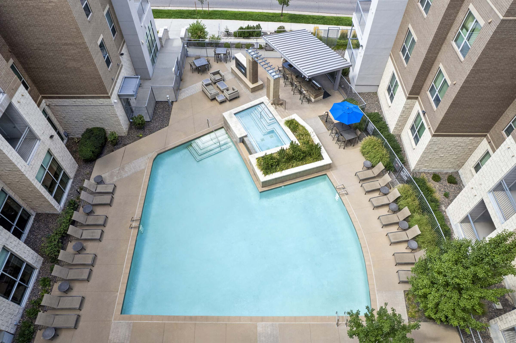 Camden Lincoln Station Image 23